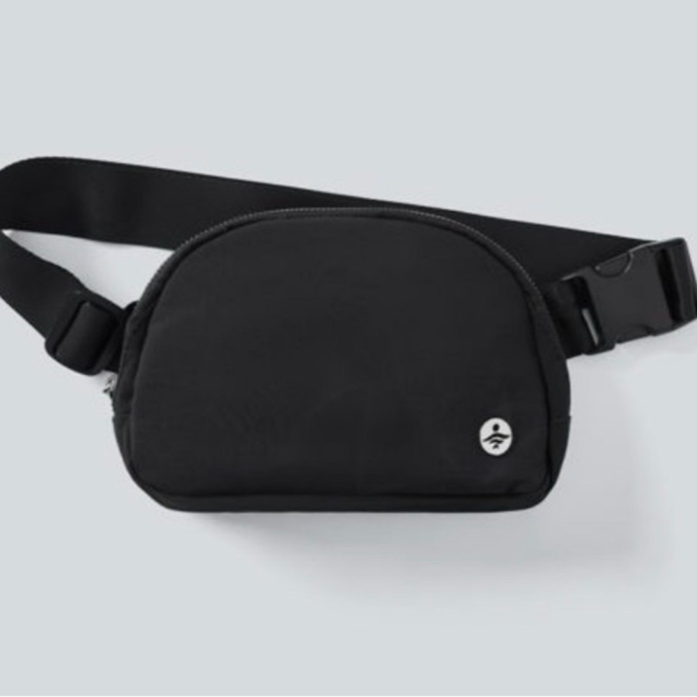 NWT Halara Black Crossbody Bag